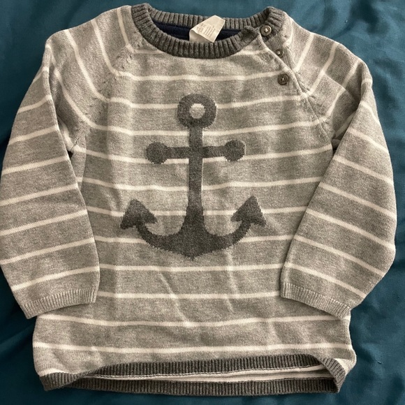 Sweater bundle - Picture 2 of 3